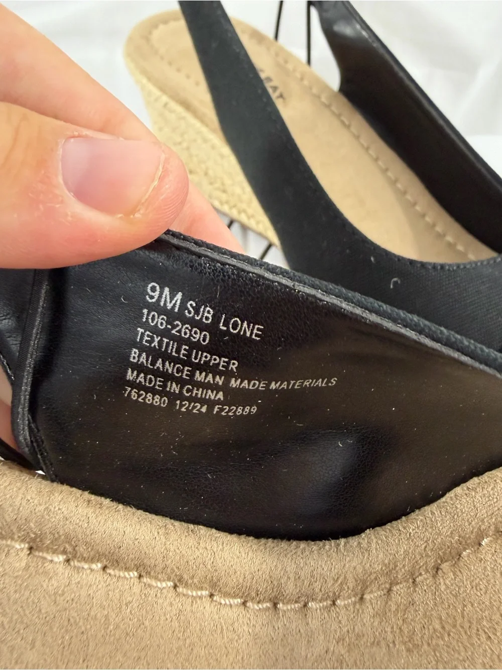 St. Johns Bay •women’s size